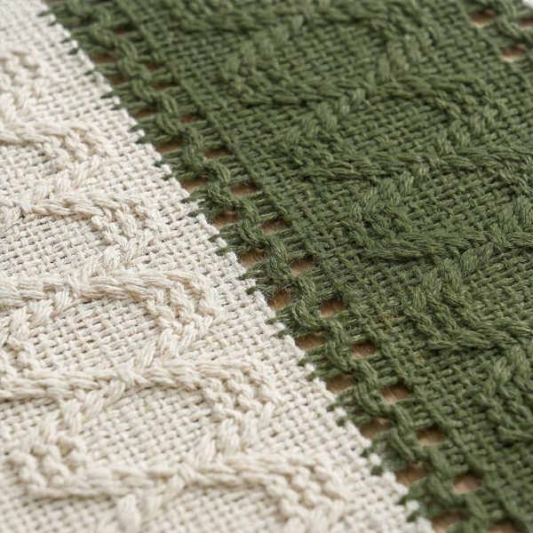 Mode Dark Farmhouse Rustic Table Runner Seasonal Holiday Hollow Kitchen Dining Table