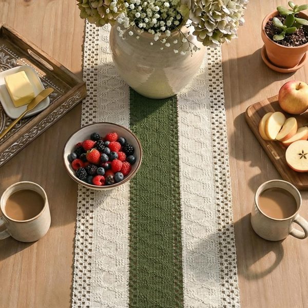 Mode Dark Farmhouse Rustic Table Runner Seasonal Holiday Hollow Kitchen Dining Table